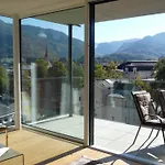 The View - Modern Panorama バート・イシュル