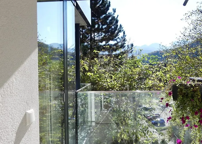 The View - Modern Panorama * Bad Ischl