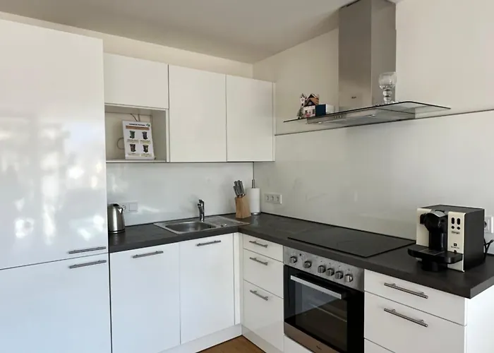 The View - Modern Panorama *