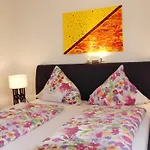 The View - Modern Panorama