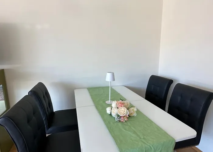 The View - Modern Panorama 아파트